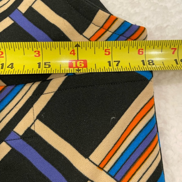 Fabulous vintage button down sleeveless top - Picture 5 of 10